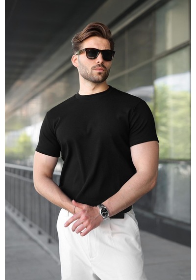 Madmext Siyah Bisiklet Yaka Regular Fit Erkek Tişört E7188