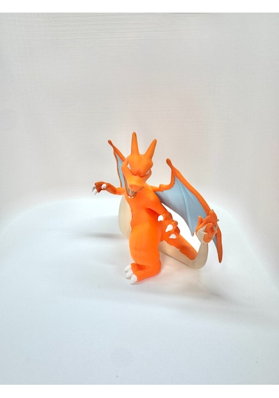 Charizard Pokémon Koleksiyon Figürü 10 Cm