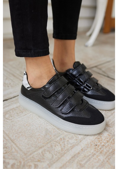 Celso Kadın Leopar Cırtlı Kırmızı Detay Sneaker Siyah