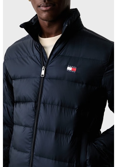 Tommy Jeans Kapitoneli Relaxed Fit Dik Yaka Mont Erkek Mont Dm0dm23231 C1g Lacivert
