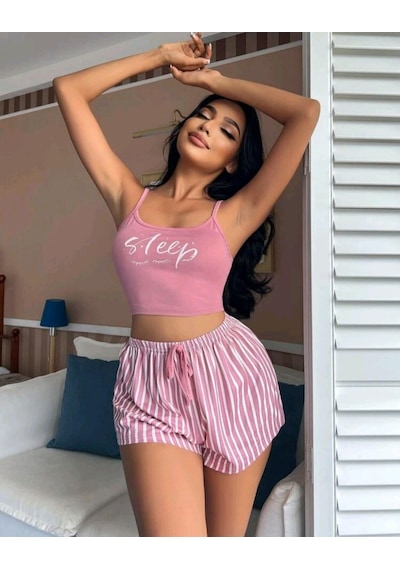 Kadın Pembe Çizgili Desen Askılı Şortlu Pijama Takım 5002 Pembe