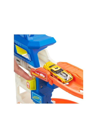 Hot Wheels Köpek Balığından Kaçış Oyun Seti HDP06