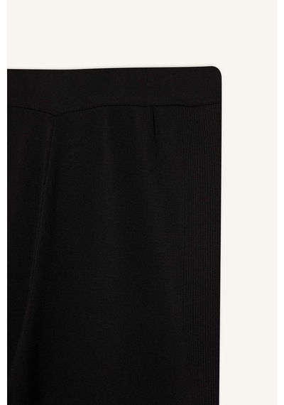 Defacto Wide Leg Geniş Bol Paça Triko Pantolon F1102ax25aubk81 Siyah Defacto Wide Leg Geniş Bol Paça Triko Pantolon F1102ax25aubk81 Siyah