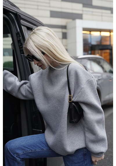 Madmext Madmext MG1559 Bisiklet Yaka Basic Kadın Sweatshirt - Gri