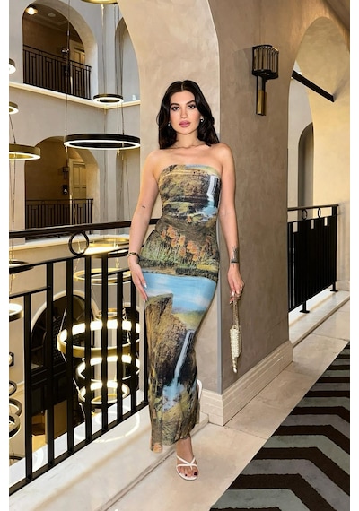 WeShaya Kadın Multi Desenli Polyester Straplez Uzun Elbise Çok Renkli WeShaya Kadın Multi Desenli Polyester Straplez Uzun Elbise Çok Renkli