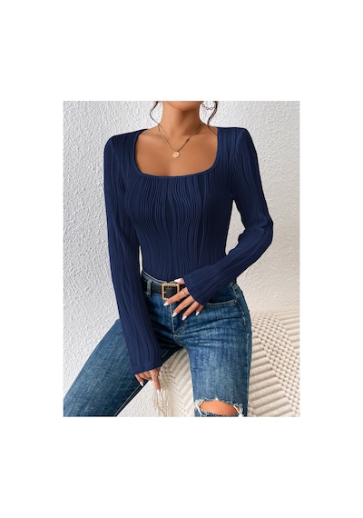 Wild Flower Elastanlı Lacivert Bluz Yüksek Bel Uzun Kollu Kare Yaka Örme Kumaş Bahar Sonbahar Kış Bluz Lacivert Wild Flower Elastanlı Lacivert Bluz Yüksek Bel Uzun Kollu Kare Yaka Örme Kumaş Bahar Sonbahar Kış Bluz Lacivert