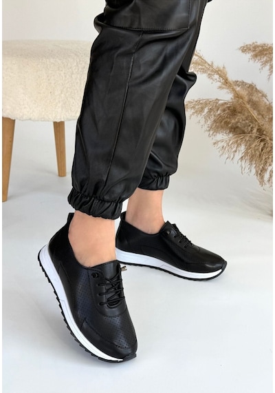 Tone Siyah Cilt Bağcıklı Spor Ayakkabı