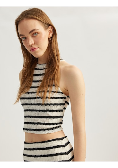 Koton Çizgili Halter Yaka Kolsuz Crop Kroşe Üst Siyah Çizgili 5sal30079ık Siyah Çizgili Koton Çizgili Halter Yaka Kolsuz Crop Kroşe Üst Siyah Çizgili 5sal30079ık Siyah Çizgili