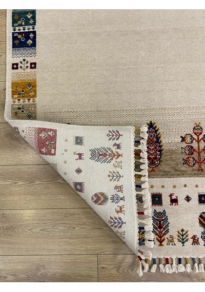 Çam Halı Sultani 809 Stone Yün Ve Bambu İle Özel Tezgahlarda Üretilen Otantik Desenli El Emeği Modern Uşak Halısı Multi Çam Halı Sultani 809 Stone Yün Ve Bambu İle Özel Tezgahlarda Üretilen Otantik Desenli El Emeği Modern Uşak Halısı Multi