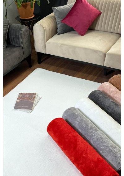 Beyaz Renkli Yumuşak Yüzeyli Kaydırmaz Puffy Peluş Halı-198