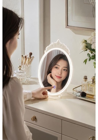 Premium Dekoratif Kristal Elmas Led Işıklı Masa Aynası Lw11 Makyaj Masaüstü Kadın Çok Renkli
