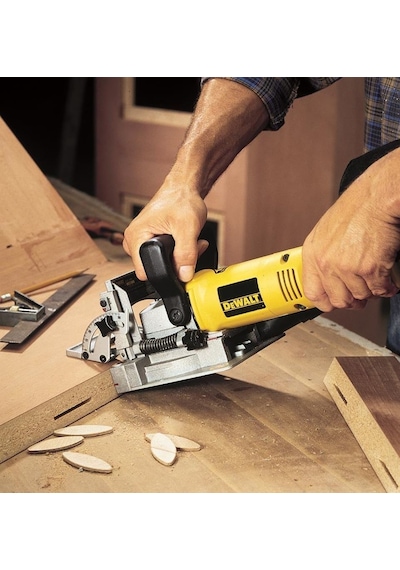 Dewalt Dw682K 600 W Profesyonel Geçiş Dübel Frezesi