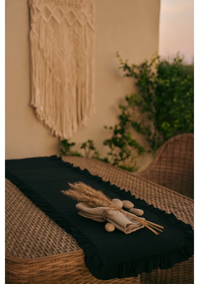 Yunusoğlu Home Fırfırlı Masa Runner 150x50 Cm Şık Dekoratif Masa Örtüsü Siyah