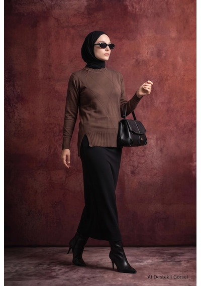 Armine Trend Geometrik Desenli Bisiklet Yaka Uzun Kollu Yan Yırtmaçlı Tunik Kahverengi 26ktd415 Armine Trend Geometrik Desenli Bisiklet Yaka Uzun Kollu Yan Yırtmaçlı Tunik Kahverengi 26ktd415