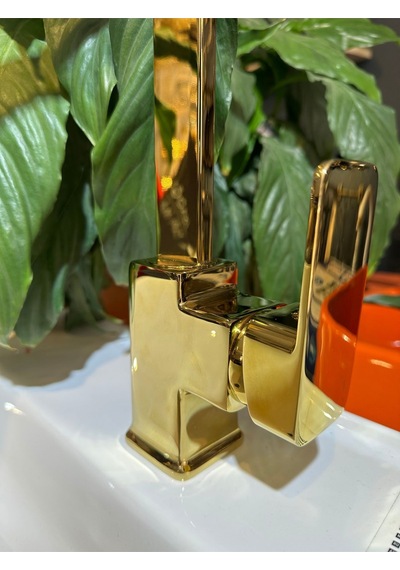 İsaoğlu Yapı Gold Kare Mutfak Bataryası Premium Pvd Gold Evye Musluğu Frezya Armatür Gold
