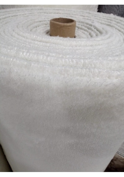 Post Halı Beyaz Tüylü Peluş Kaymaz Taban Kesme Yolluk