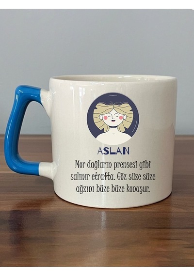 Mor Mürekkep Aslan Burcu Ve Onla Alakalı Komik Açıklama Baskılı Mavi Kulplu D Kupa