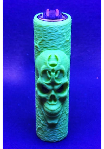 Toxic Skull Kafatası Figürlü Çakmak Kılıfı Clipper