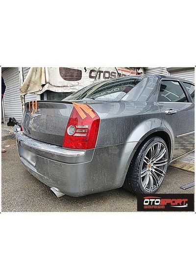 Chrysler 300c Spoyler