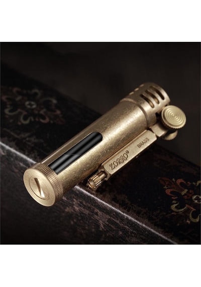 Zorro Z556 Benzinli Camlı Muhtar Çakmağı Otantik Sarı Metal