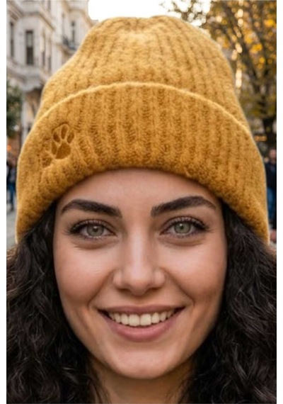 Tezzgelsin Kadın Pati Desenli Örme Triko Kışlık Bere Sarı