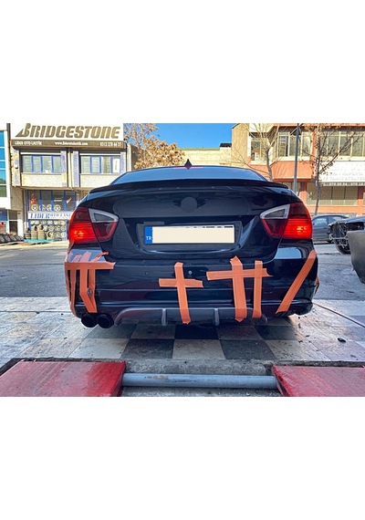 Bmw E90 Makyajsız Kasa Arka Tampon Eki Fiberglass Boyasız
