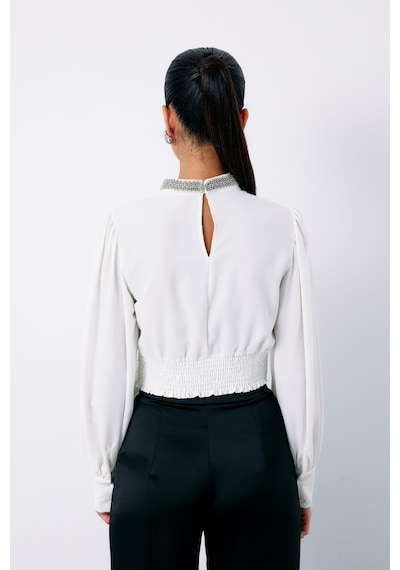 Sateen Yaka Aksesuarlı Bluz - Ekru-135192 Ekru