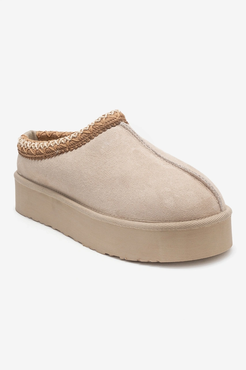 Luvishoes Luvi Shoes Avelıa Bej Süet Hakiki Deri Dikişli Kadın Kalın Tabanlı Kışlık Terlik Bej Luvishoes Luvi Shoes Avelıa Bej Süet Hakiki Deri Dikişli Kadın Kalın Tabanlı Kışlık Terlik Bej