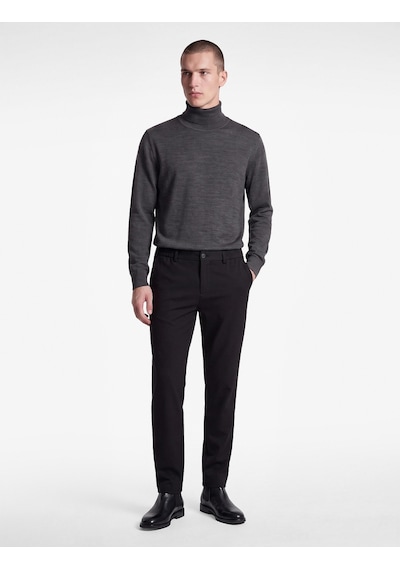 Koton Viskon Karışımlı Cepli Beli Lastikli Düğmeli Slim Fit Pileli Kumaş Pantolon Siyah 7wam40082nw Koton Viskon Karışımlı Cepli Beli Lastikli Düğmeli Slim Fit Pileli Kumaş Pantolon Siyah 7wam40082nw