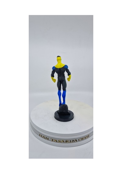 İnvincible 20 Cm Figür