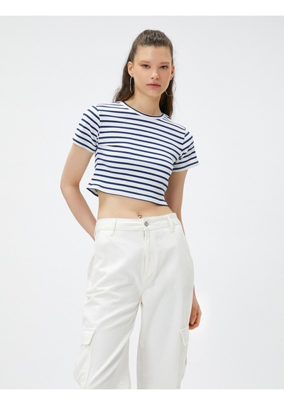 Koton Basic Crop Tişört Bisiklet Yaka Kısa Kollu Lacivert Çizgili 3sal10898ık 3SAL10898IK7S0 Lacivert Koton Basic Crop Tişört Bisiklet Yaka Kısa Kollu Lacivert Çizgili 3sal10898ık 3SAL10898IK7S0 Lacivert