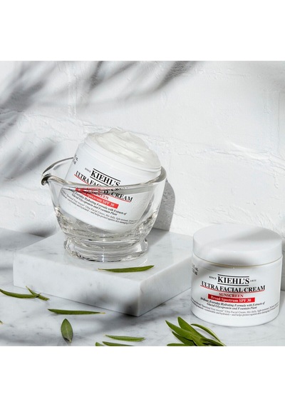 Cildi Gün Boyunca Nemlendiren Ve Yumuşaklık Kazandıran Etkili Nemlendirici Krem Spf30 50 Ml