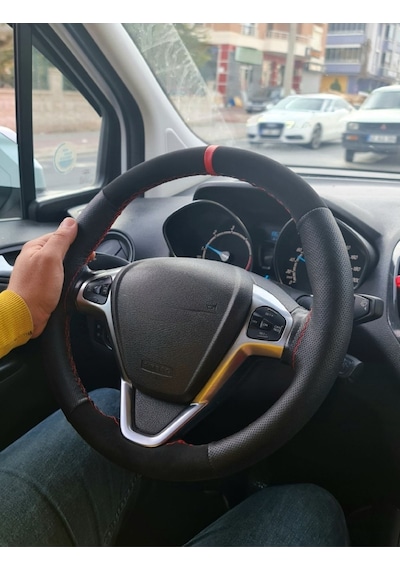 Opel Insignia Uyumlu Kırmızı Yüzüklü Noktalı-alkantara Deri Direksiyon Kılıfı
