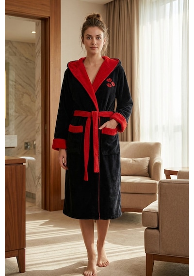 Varol Luxury Touch Kapşonlu %100 Pamuk Nakışlı Bornoz Kiss Siyah - Kırmızı