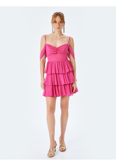 Koton Katlı Volanlı Kısa Kollu Kalp Yaka Mini Elbise Pembe 5sak80042fw Gül Koton Katlı Volanlı Kısa Kollu Kalp Yaka Mini Elbise Pembe 5sak80042fw Gül