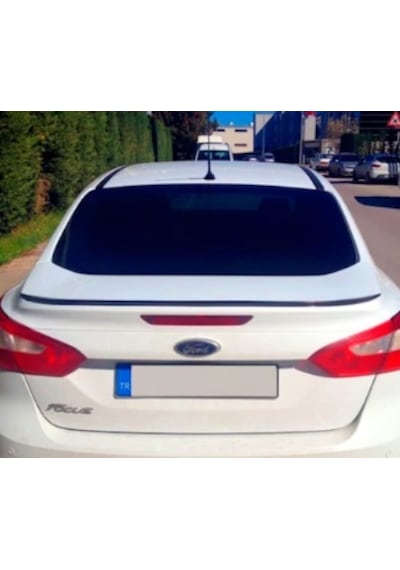 Ford Focus Bagaj Üstü Spoiler Bagaj Çıtası Spoyler Parlak Siyah