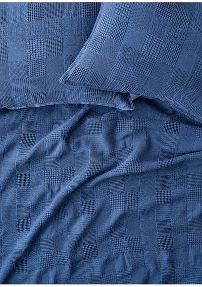 Bella Maison Block Pamuklu Jakarlı Çift Kişilik Yatak Örtüsü Lacivert 240x260 Cm Lacivert