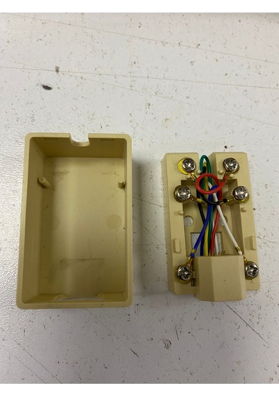 6P6C Tekli Telefon Kutusu