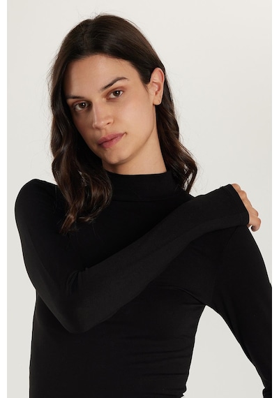 Tudors Kadın Regular Fit Klasik Kesim Viskon Kumaş Balıkçı Yaka Siyah Bluz -34615 Siyah