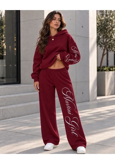 Macklin Unisex Kadın Erkek Martini Girl Kol Paça Baskılı Oversize 3 İplik Kapüşonlu Sweatshirt Ve Baggy Eşofman Altı Bordo Macklin Unisex Kadın Erkek Martini Girl Kol Paça Baskılı Oversize 3 İplik Kapüşonlu Sweatshirt Ve Baggy Eşofman Altı Bordo