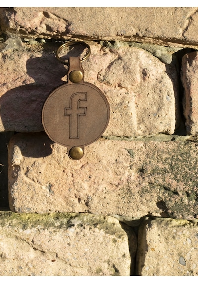 Kişisel Gerçek Deri Anahtarlık. Kişiye Özel İsim Yazılı An218014