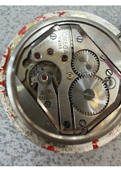 Omega Vintage 1940'lar Mekanik Kurmalı 17 Jewels Swiss Made Kol Saati