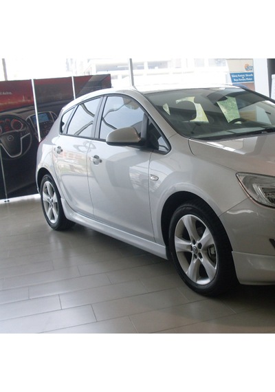Opel Astra J HB Marşpiel 2010-2015 Arası Uyumlu Aracınızın Rengi