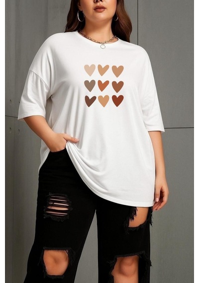 Büyük Beden Sıralı Kalpler Baskılı Unisex Tişört Beyaz