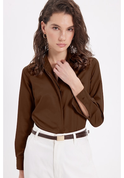 Tudors Kadın Slim Fit Dar Kesim Vucüda Oturan Uzun Kollu Gizli Düğme Detaylı Kahverengi Basic Gömlek-42049