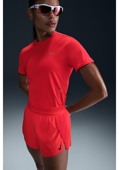 Nike Aeroswift Dri Fit Adv 3" Mid Rise Brief Lined Running Short Red Kadın Pileseli Slip Astarlı Koşu Şortu Kırmızı Nike Aeroswift Dri Fit Adv 3" Mid Rise Brief Lined Running Short Red Kadın Pileseli Slip Astarlı Koşu Şortu Kırmızı