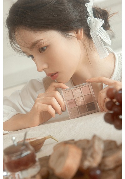 Dasique Mat Ve Işıltılı Renk Seçenekleri Sunan Far Paleti Shadow Palette 24 Muted Nuts 24 Muted Nuts