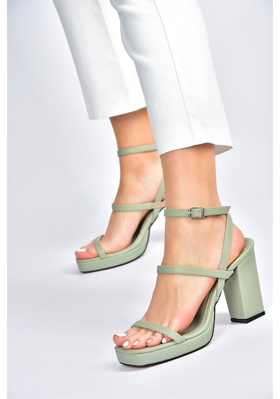 Fox Shoes Yeşil Kalın Topuklu Günlük Kadın Ayakkabı M282462709