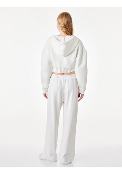 Koton Şardonlu Uzun Kollu Kapüşonlu Korse Detaylı Fermuarlı Crop Sweatshirt Ekru 7wal10059ık Koton Şardonlu Uzun Kollu Kapüşonlu Korse Detaylı Fermuarlı Crop Sweatshirt Ekru 7wal10059ık