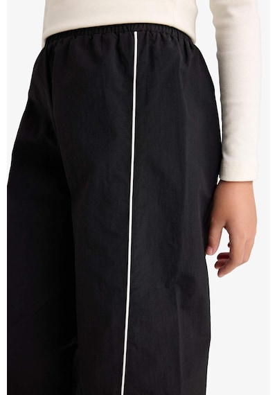 Defacto Kız Çocuk Wide Leg Esnek Bantlı Paça Paraşüt Pantolon E6186a825aubk27 Siyah